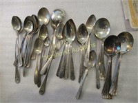 MISC. SILVERPLATE DINNER PIECES - 32 PIECES
