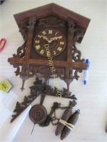 COMPLETE SMALL CHALET CUCKOO CLOCK; MADE IN