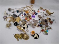 Lot Costume Jewelry