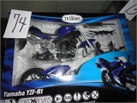 Yamaha YZF-R1 model kit