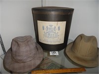 Vintage Hat box & 2 Men's hats