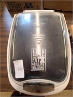 Lean Mean Fat Grilling Machine