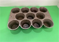 WAGNER WARE MUFFIN PAN