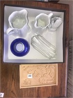 glassware, wood box