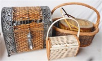 Decorataive baskets & purse