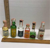 6 mini liquor bottles * Jim Beam “Old Fashioned”