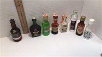 8 mini Liqueur bottles * Mumm Cognac V.S.O.P.,