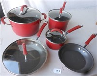 5 pieces Rachael Ray cookware with 4 having