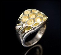 Handmade 9ct yellow gold bee & honeycomb ring