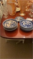 LOT OF 6 BLUE WILLOW SAUCERS