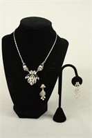 STERLING SILVER JEWELRY SET (NECKLACE, SCREW BACK