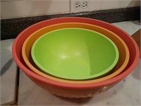 Plastic nesting bowl set, Nordic Ware