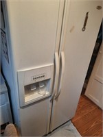 Whirlpool double door refrigerator