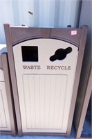 Prestwick Single Highlands Waste & Recycling Bin