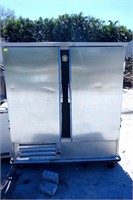 FWE URS-20 60" Heated Cabinet