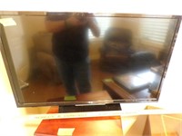 32" LG Flatscreen TV