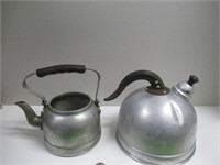 Older Tea Pot  (No Lid & Some Damage)