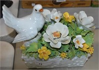Capodimonte Dove & Flowers in Basket