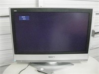 Panasonic Viera 31" Flat Screen LCD TV - Powers Up