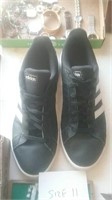 Adidas black and white tennis shoes size 11 l