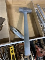 approx 2 lb sledge hammer