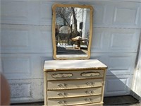 4 drawer dresser with mirror
