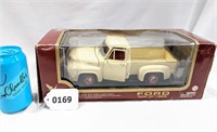 1953 Ford Pick Up 1:18 Die Cast Metal Collectible