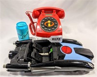 The Incredibles Collectible Lot Phone Car