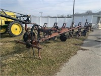 IH 710 6-16" plow