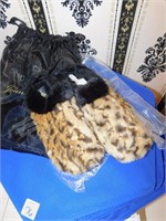 JOAN BOYCE SLIPPERS SIZE 9-10 NEW IN BAG AND