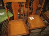 2 OAK T BACK LEATHER SEAT CHAIRS