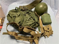 GROUP OF MIX ARMY / MILITARY DUFFLE BAG / HELMET
