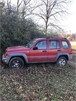 2004 Red Jeep Liberty