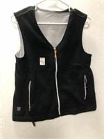 WOMEN'S HEATED VEST SIZE SMALL