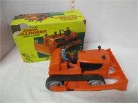 VINTAGE  BATTERY OPERATED JUNIOR BULLDOZER IN BOX