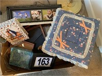 Photo Frames & Accessories (DS5)