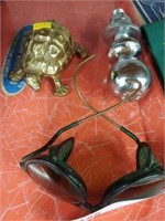 Brass Hinge Top Turtle, Goggles