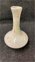 Stunning vase 6” wide at base 8.5” tall