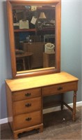 VTG. DESK AND MIRROR