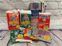 Lot of Assorted Fleer / NFL FanKit Trading Cards