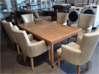 Dining Room Table with 6 Chairs