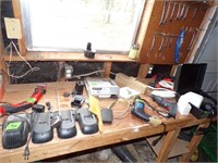 Workshop table with misc tools lot