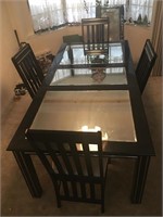 Mirrored Top Dinning Room Table with Four Chairs