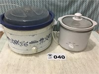 2 CROCKPOTS