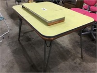 RETRO FORMICA TOP KITCHEN TABLE w LEAF
