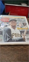 Sports collector digest Roberto clemente