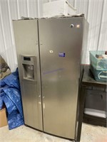 Stainless side by side with icemaker in door