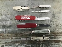 Lot of pocket knives