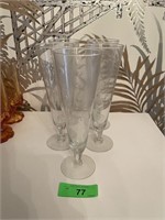 5 PIECE SET OF VINTAGE POLKA DOT COCKTAIL GLASSES