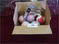 Lot of 5 assoted bath bombs
